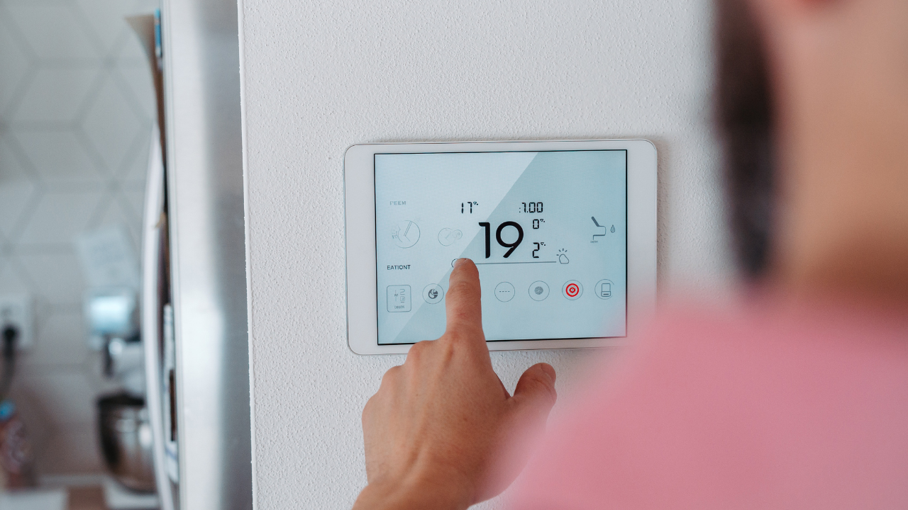 Smart Thermostat: The Brain of a Modern Home